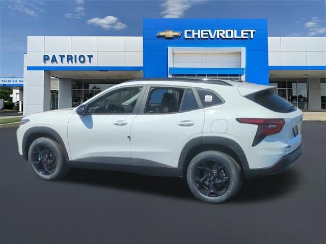 2026 Chevrolet Trax LT - Photo 8
