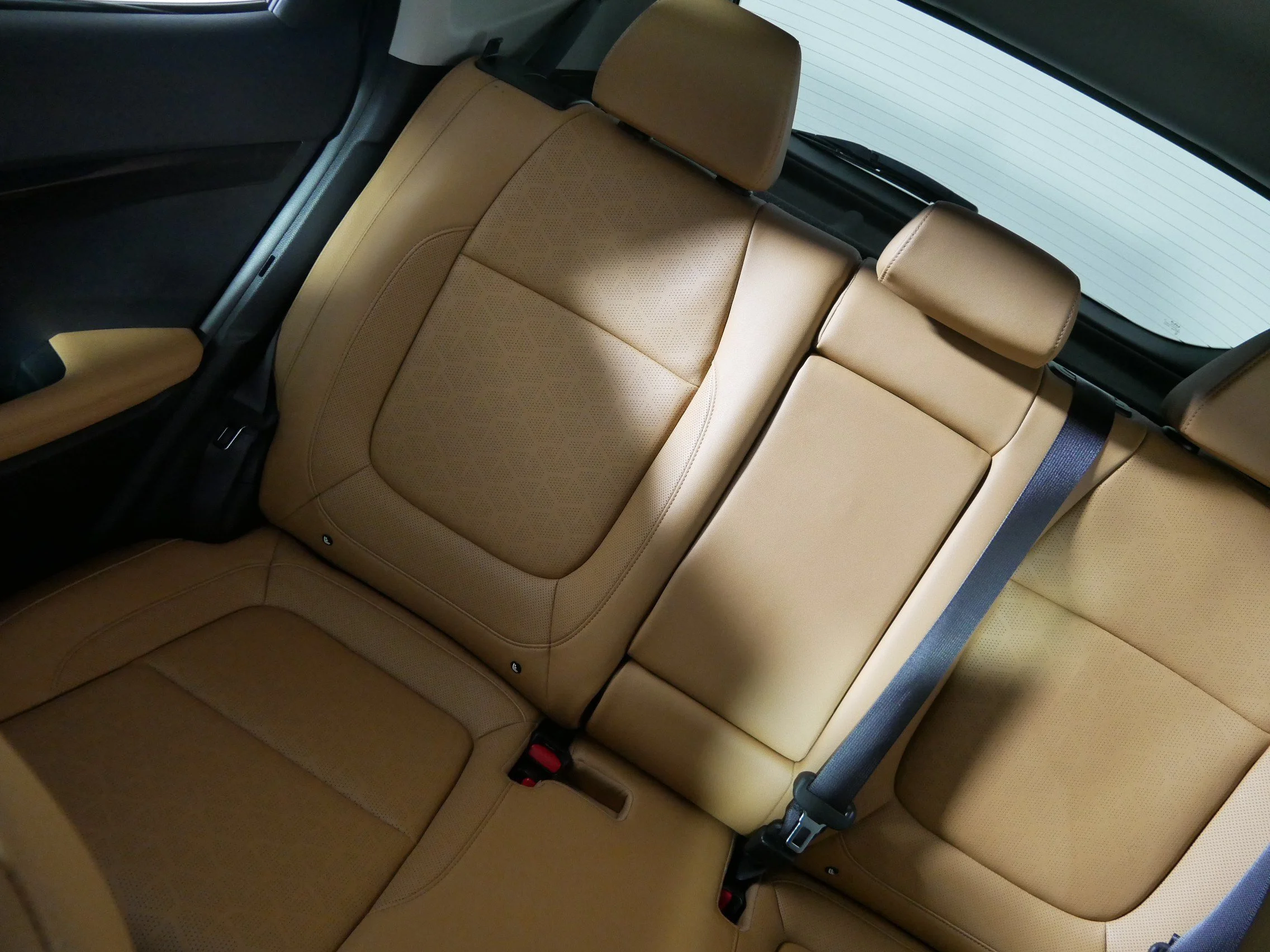 Used 2024 Fusion Black Kia SX image 12
