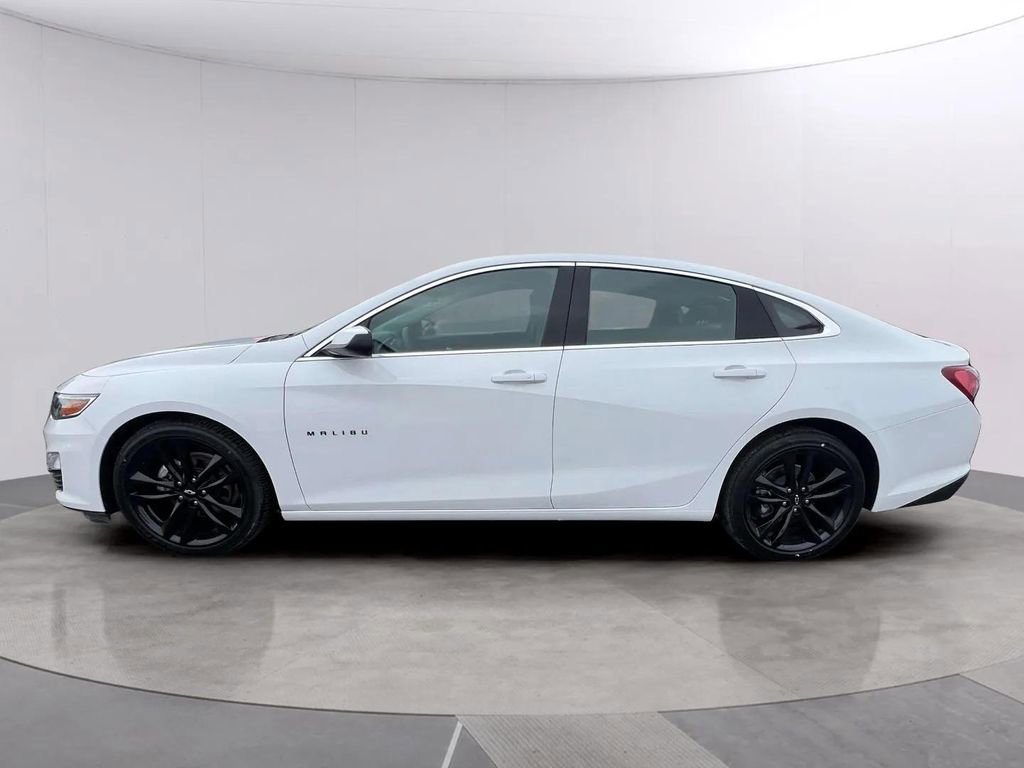 Certified 2024 Chevrolet Malibu 1LT with VIN 1G1ZD5ST2RF237043 for sale in Mount Pleasant, WI