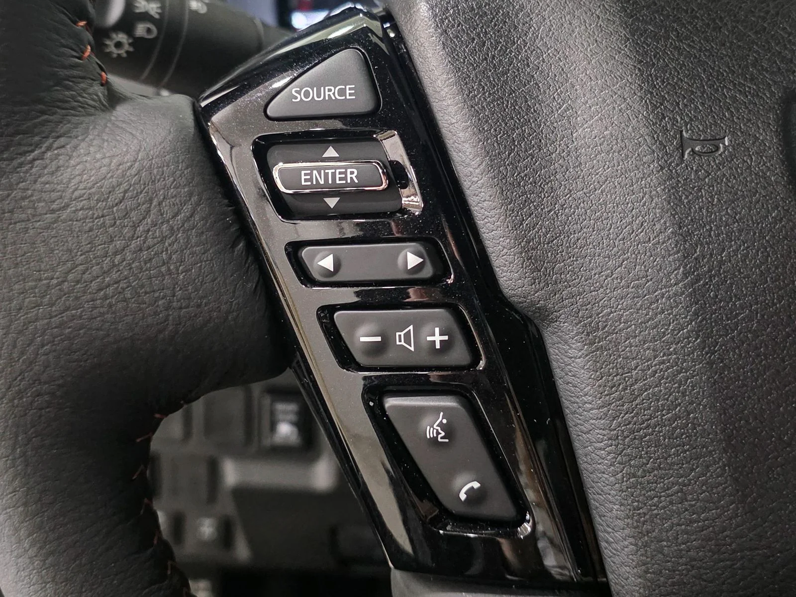 New 2026 Boulder Gray Pearl Nissan Crew Cab PRO-4X® image 35