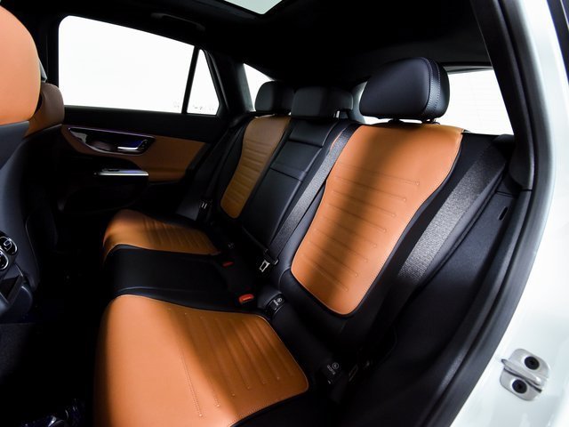New 2026 Polar White Mercedes-Benz GLC 43 AMG® image 94