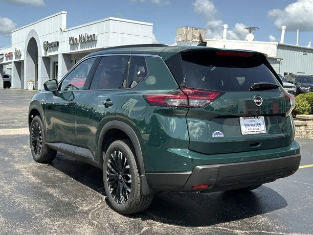 New 2026 Obsidian Green Nissan Dark Armor image 4