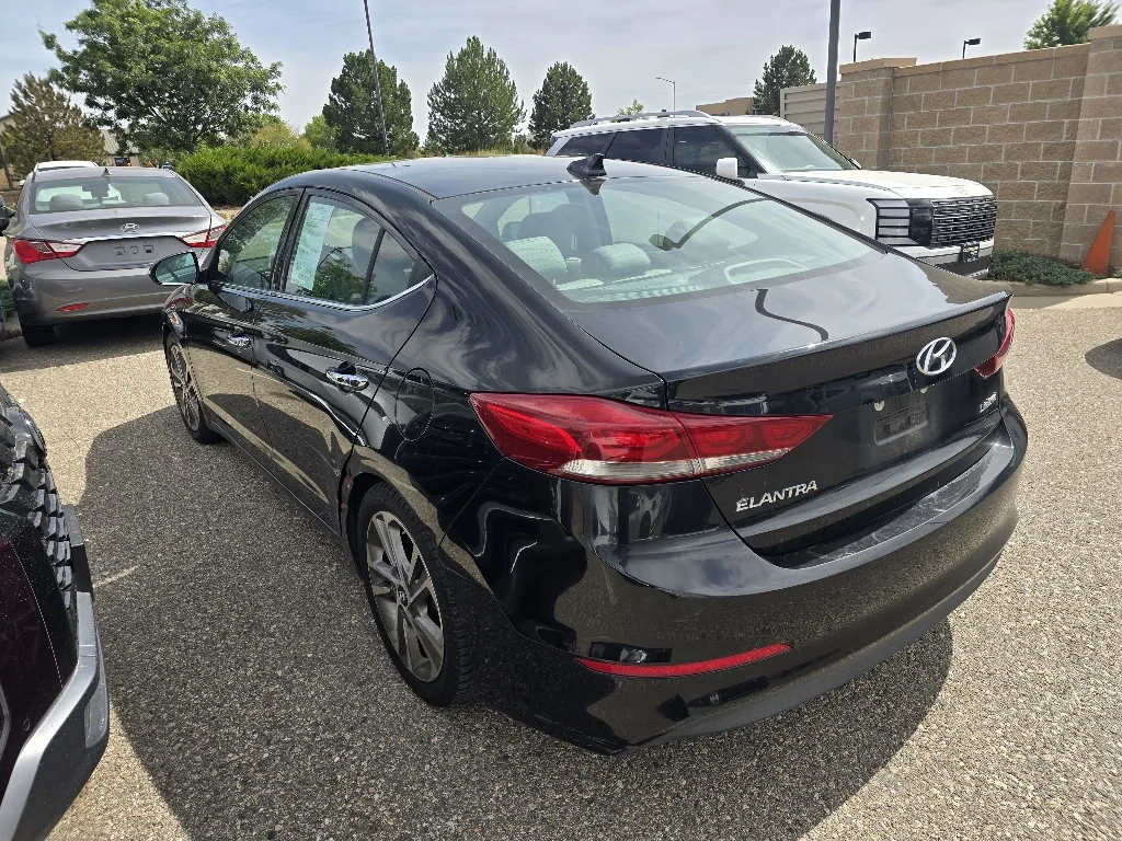 Used 2017 Phantom Black Hyundai Limited image 14