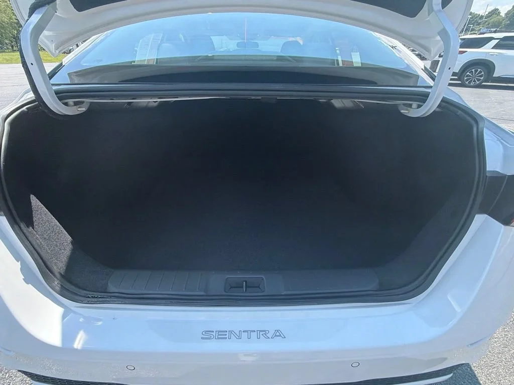 Used 2024 White Nissan SV image 17