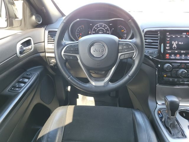 Used 2021 White Jeep Laredo X image 14