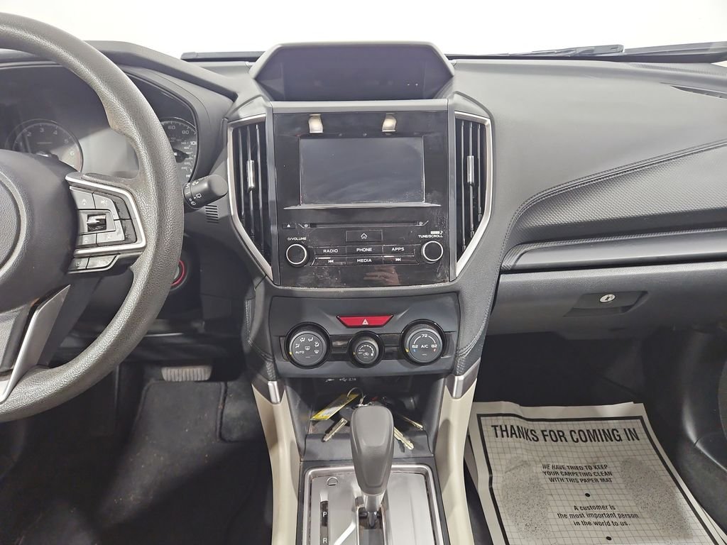 Used 2021 White Subaru Base image 18