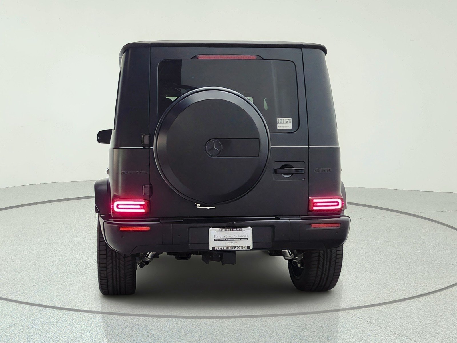 New 2027 MANUFAKTUR Night Black Magno Mercedes-Benz AMG® G 63 SUV image 6
