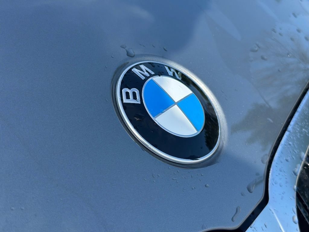 New 2026 Skyscraper Grey Metallic BMW 330i xDrive image 10
