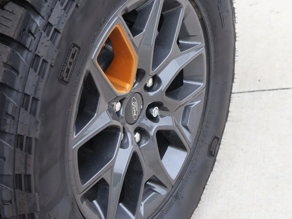 New 2026 Agate Black Metallic Ford Tremor® image 42