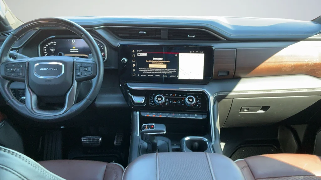 Used 2023 Silver GMC Denali Ultimate image 7