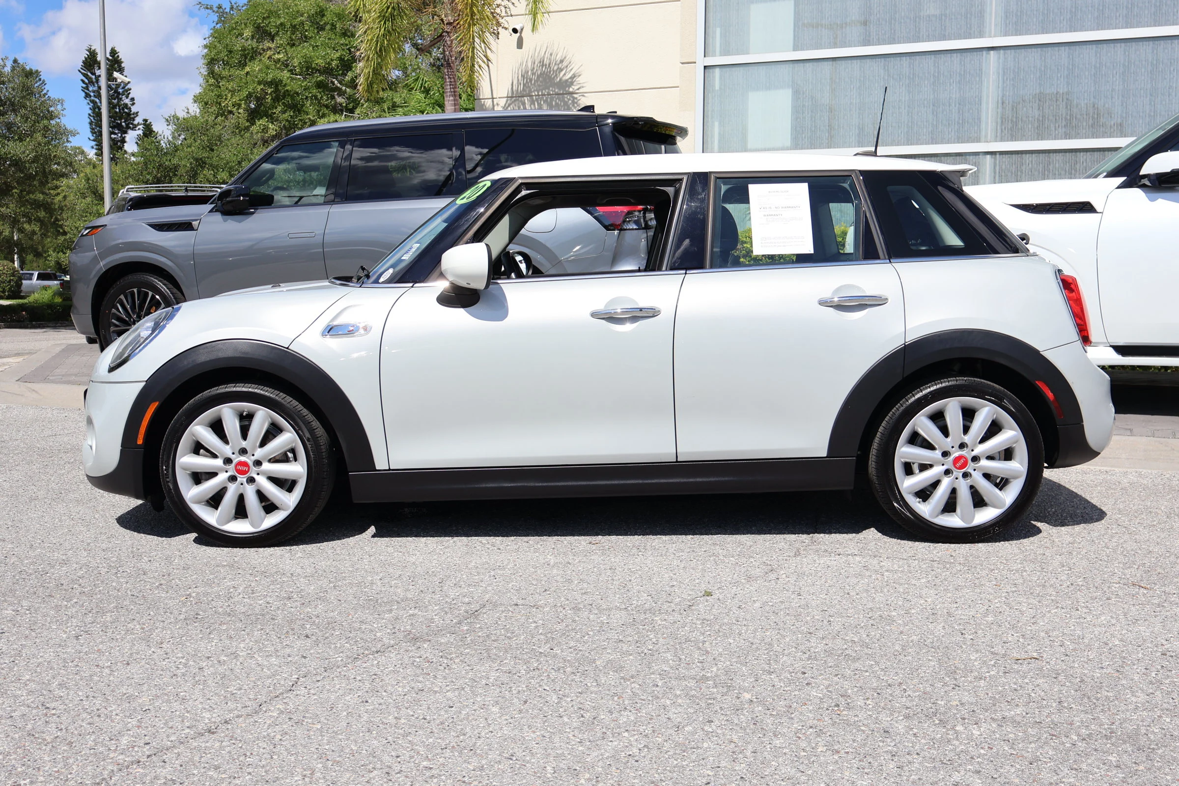 Used 2020 White Silver Metallic MINI Cooper S image 5