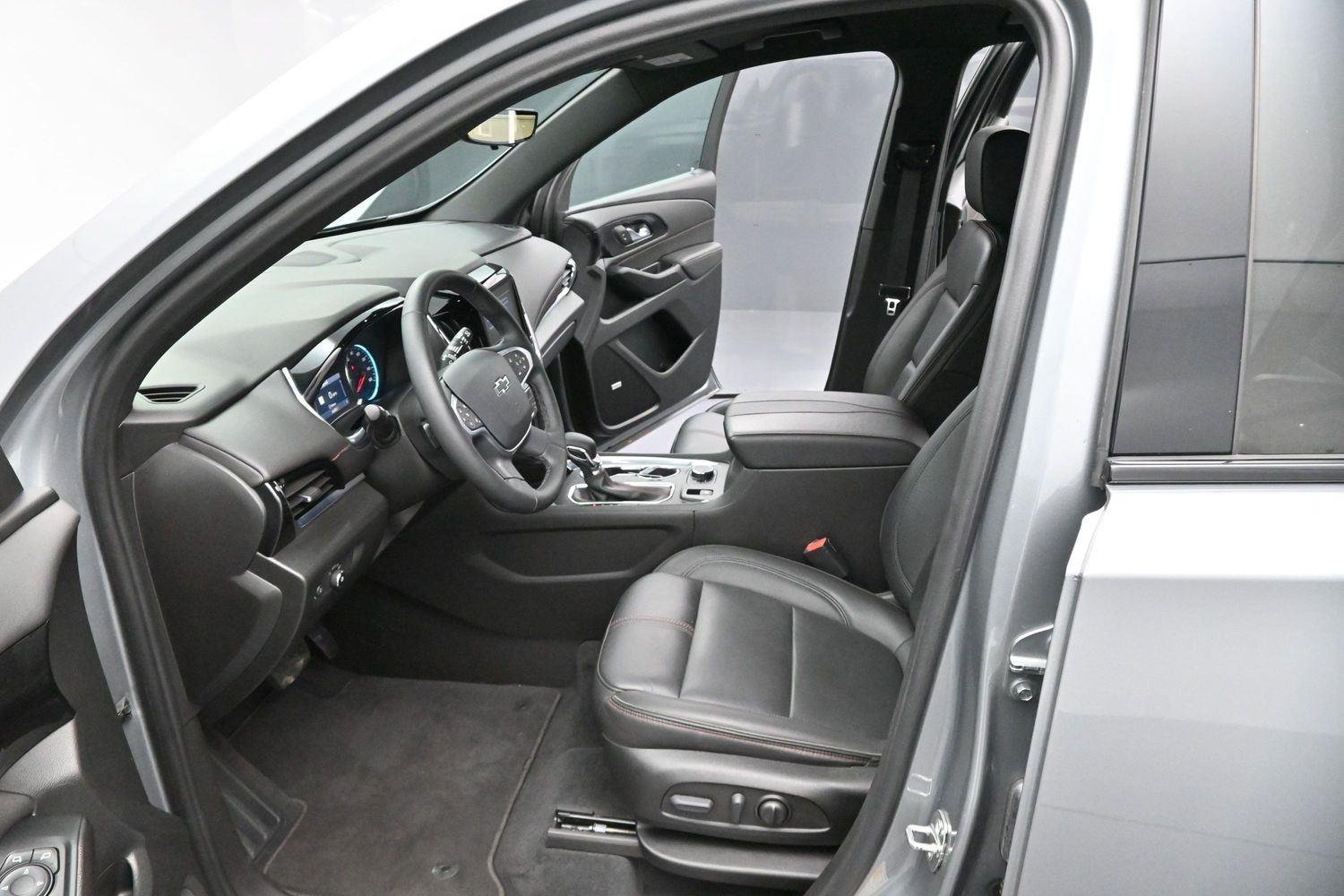Used 2023 Sterling Gray Metallic Chevrolet RS image 11