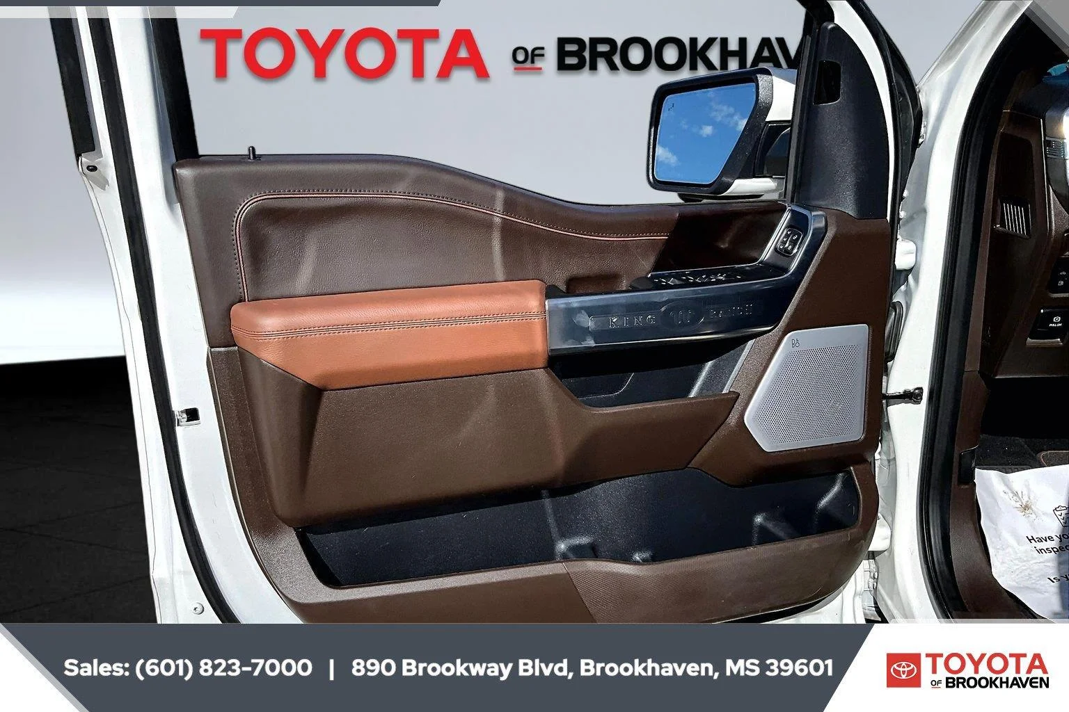Used 2025 Star White Metallic Tri-Coat/Marsh Gray Ford King Ranch image 17