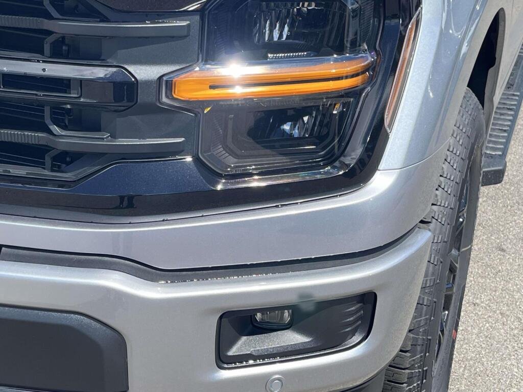 New 2026 Iconic Silver Metallic Ford XLT image 13