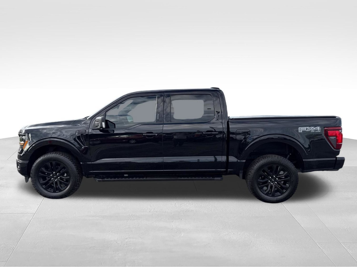 Used 2024 Ford F-150 XLT with VIN 1FTFW3L86RFA51556 for sale in Kansas City