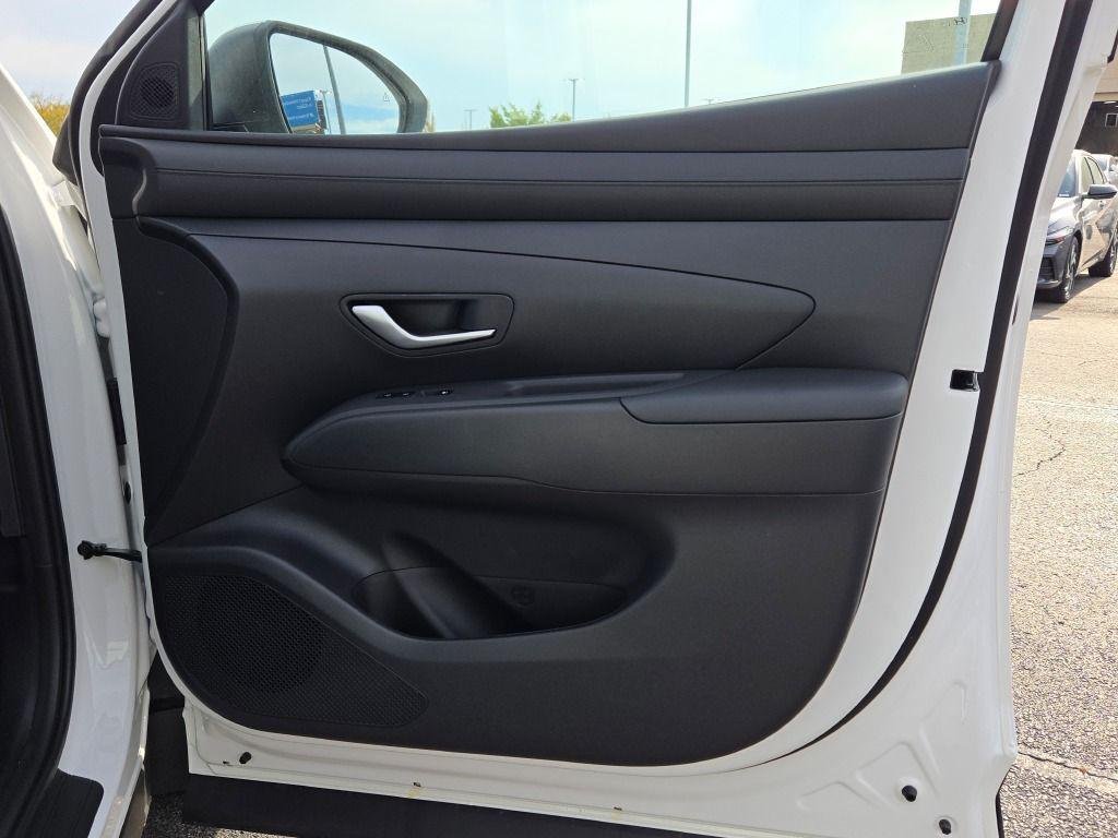 New 2026 White Hyundai SE AWD image 8
