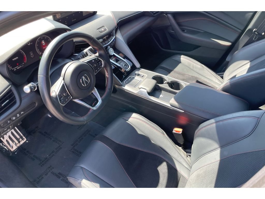 Used 2025 Majestic Black Pearl Acura w/A-Spec Package image 9
