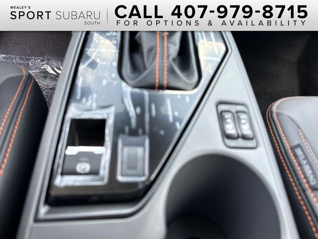 New 2026 CRYSTAL WHITE PEARL Subaru Limited image 35