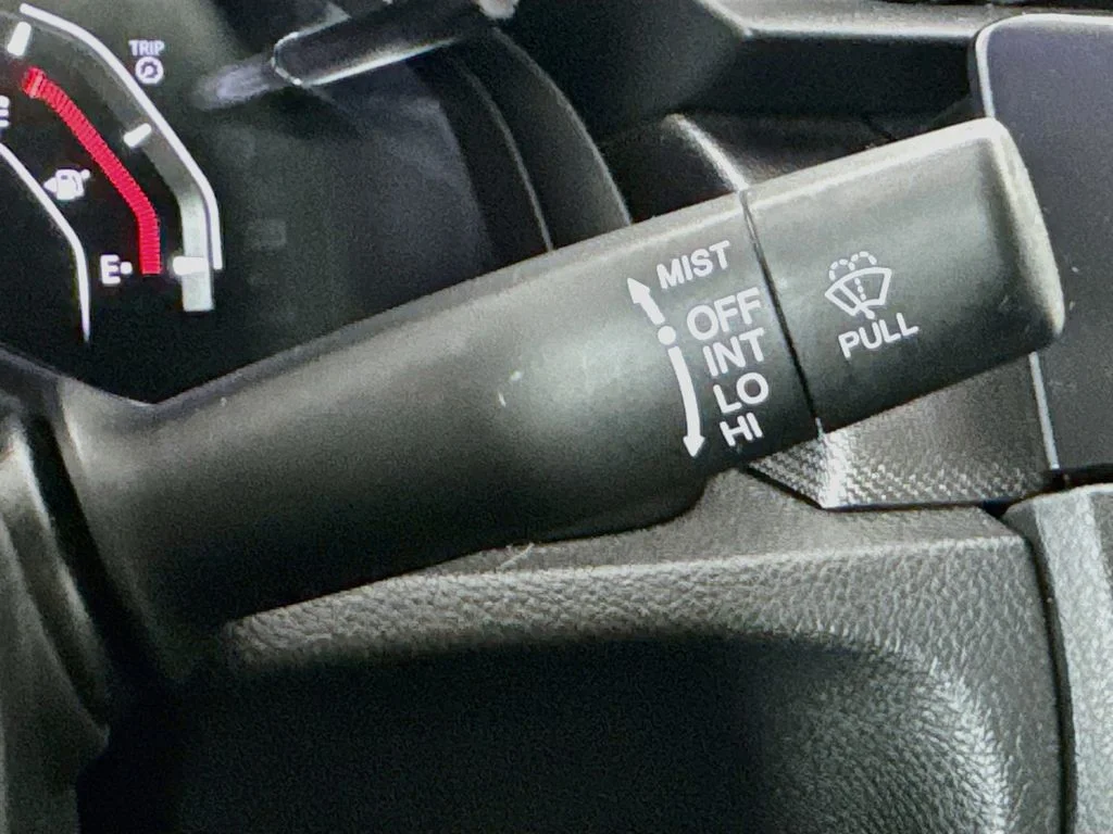 Used 2018 Gray Honda LX image 13