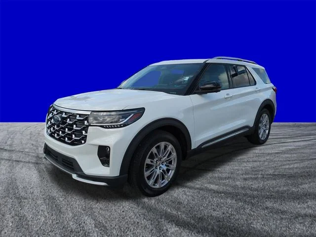 New 2026 Star White Metallic Tri-Coat Ford Platinum™ image 8