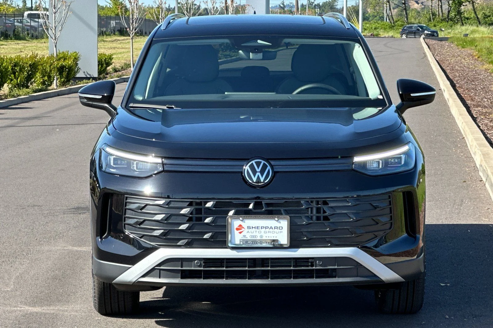 New 2026 Black Volkswagen 2.0T SE image 8