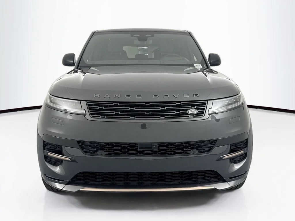 New 2026 Carpathian Grey Land Rover Dynamic SE image 2
