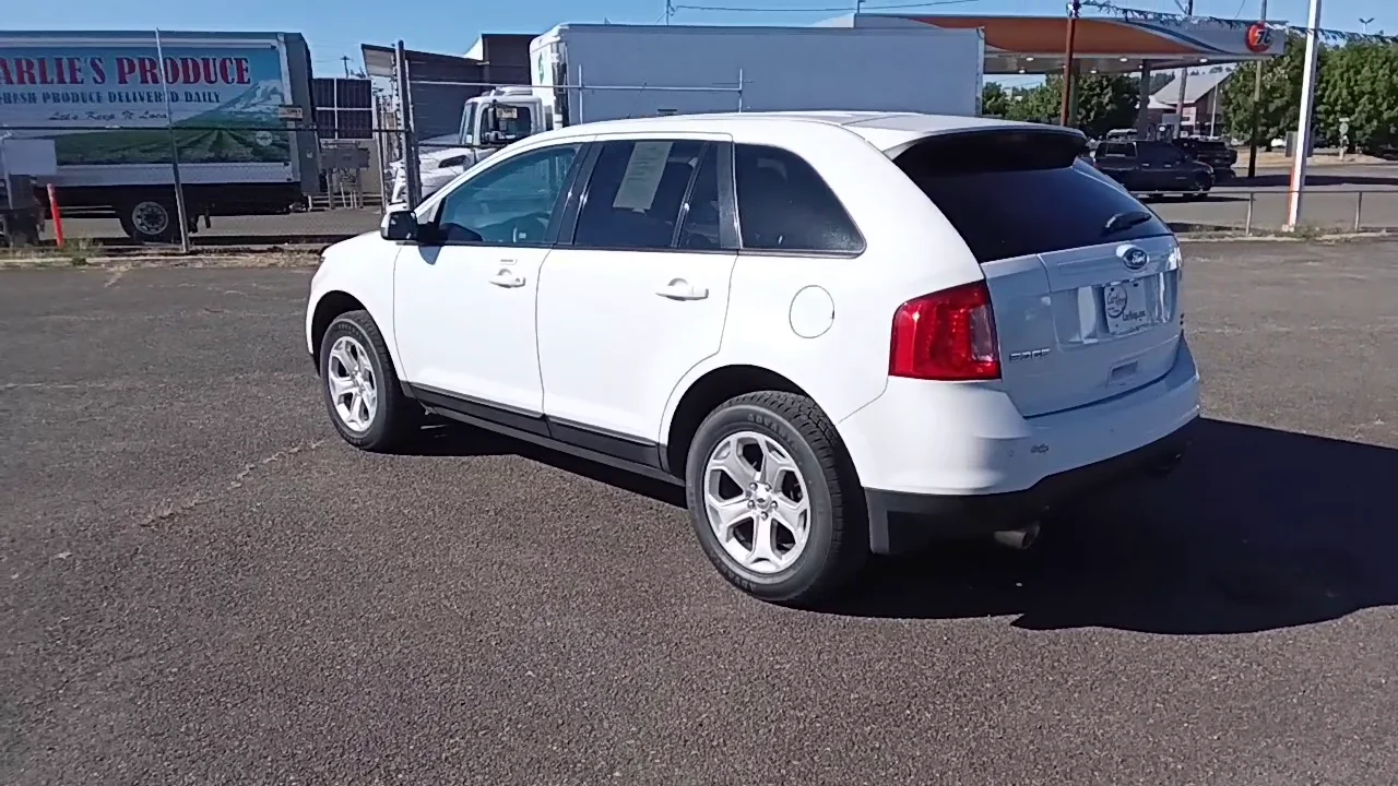 Used 2014 White Ford SEL image 18