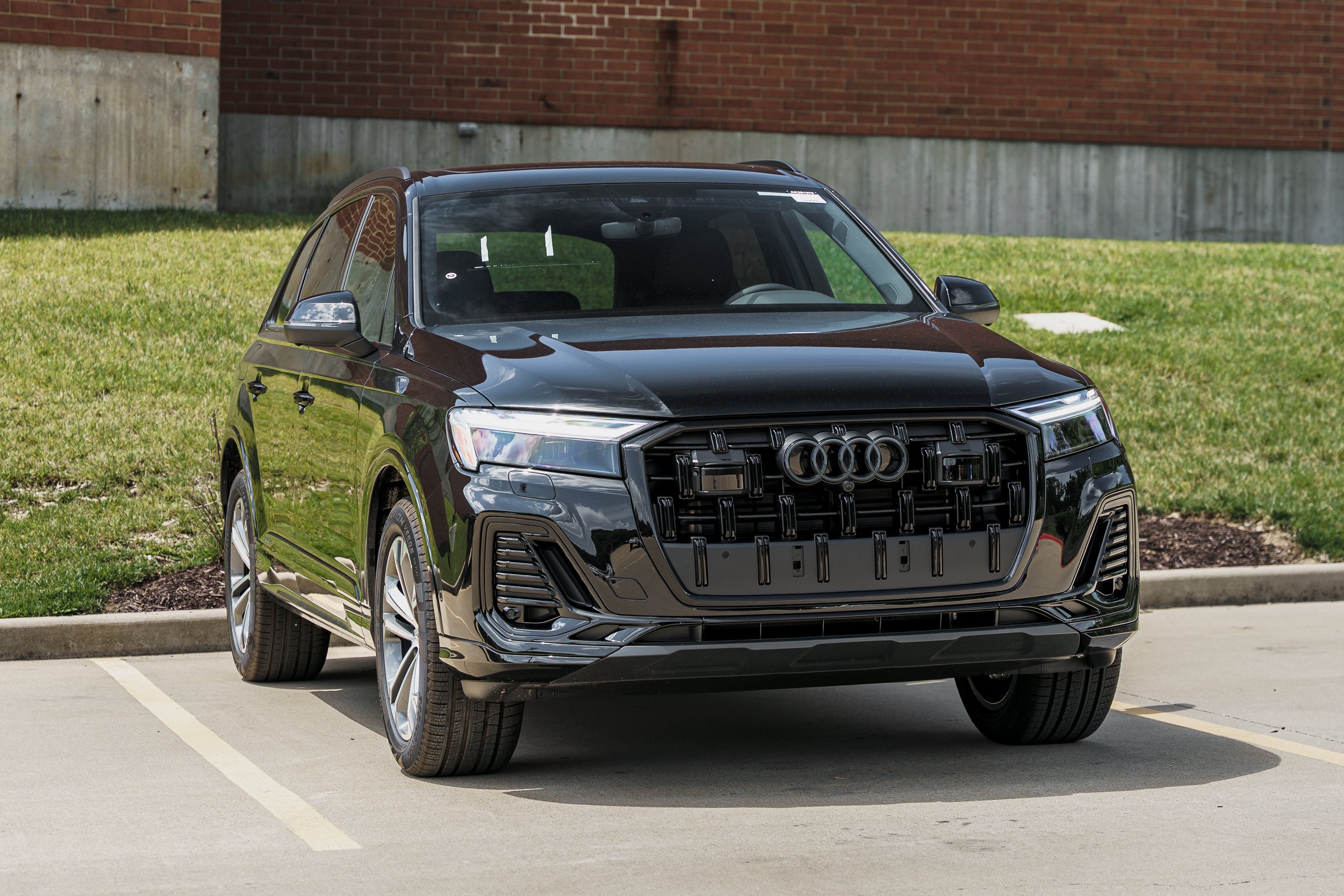 New 2026 MYTHOS BLACK Audi Premium image 2