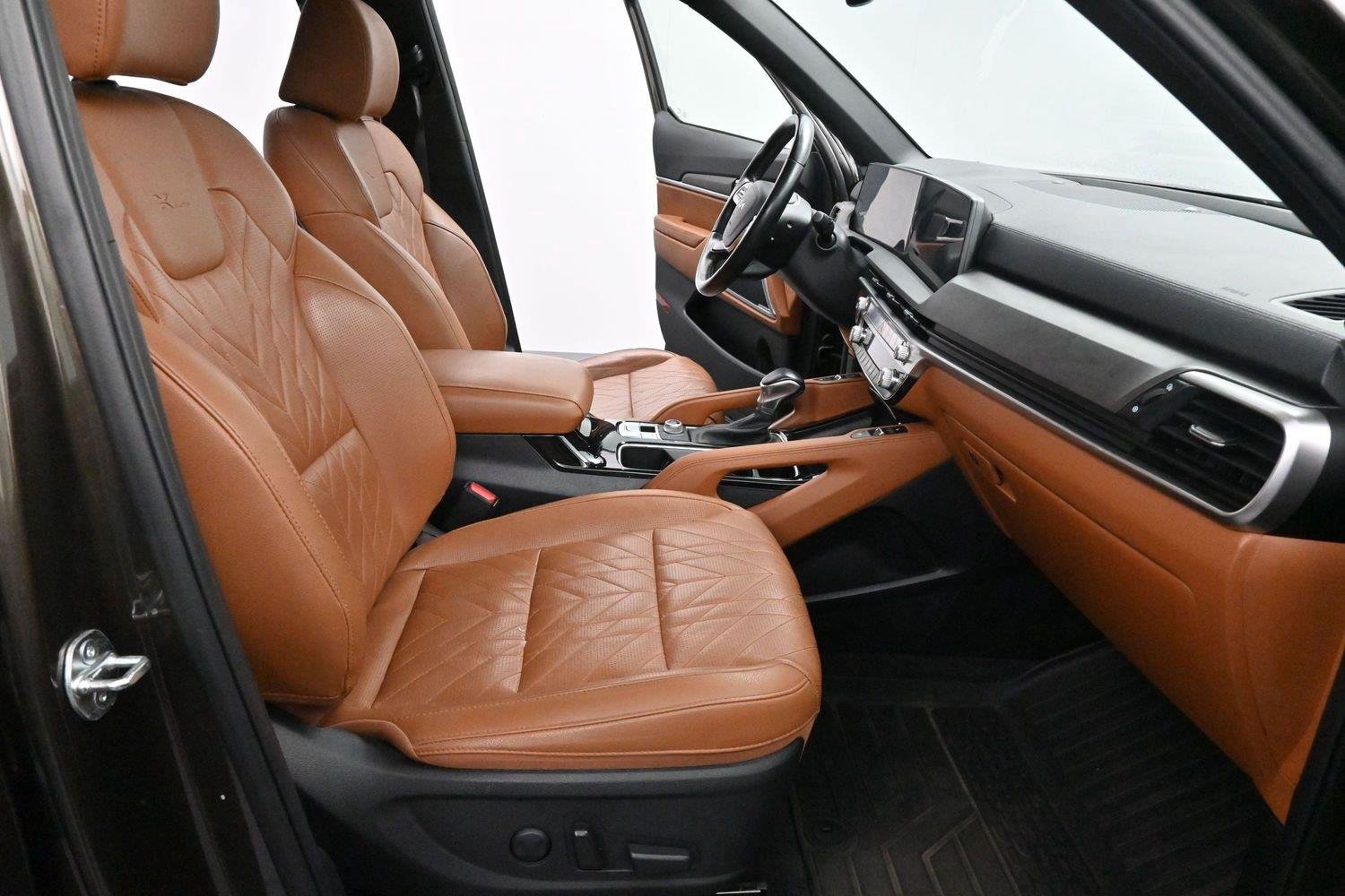 Used 2024 Dark Moss Kia EX X-Line image 38