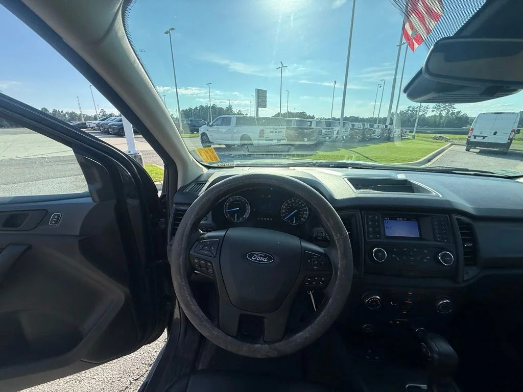 Used 2019 Gray Ford XL image 9