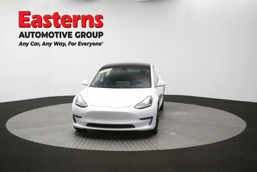 Used 2019 White Tesla Standard Range Plus image 49