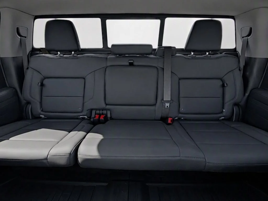 New 2026 White GMC SLT image 34