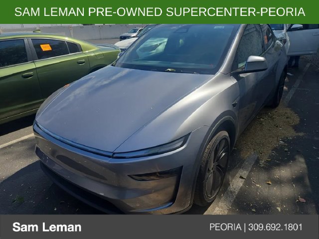 Used 2026 Tesla Model Y Long Range with VIN 7SAYGDEE5TF610317 for sale in Peoria, IL