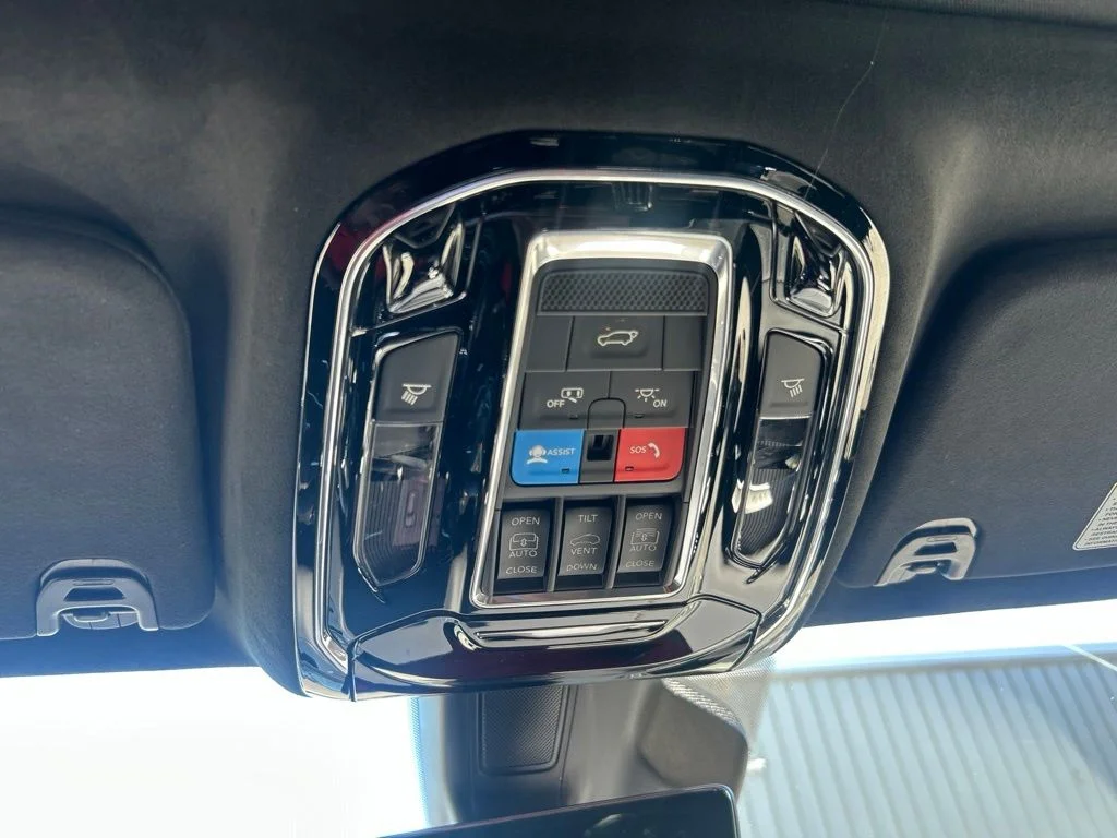 New 2026 High Gloss Black Exterior Paint Jeep Summit Reserve image 30