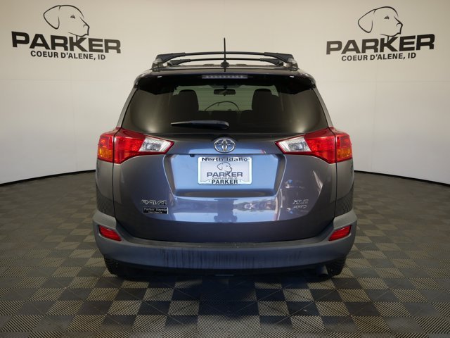 Used 2014 Magnetic Gray Metallic Toyota XLE image 6