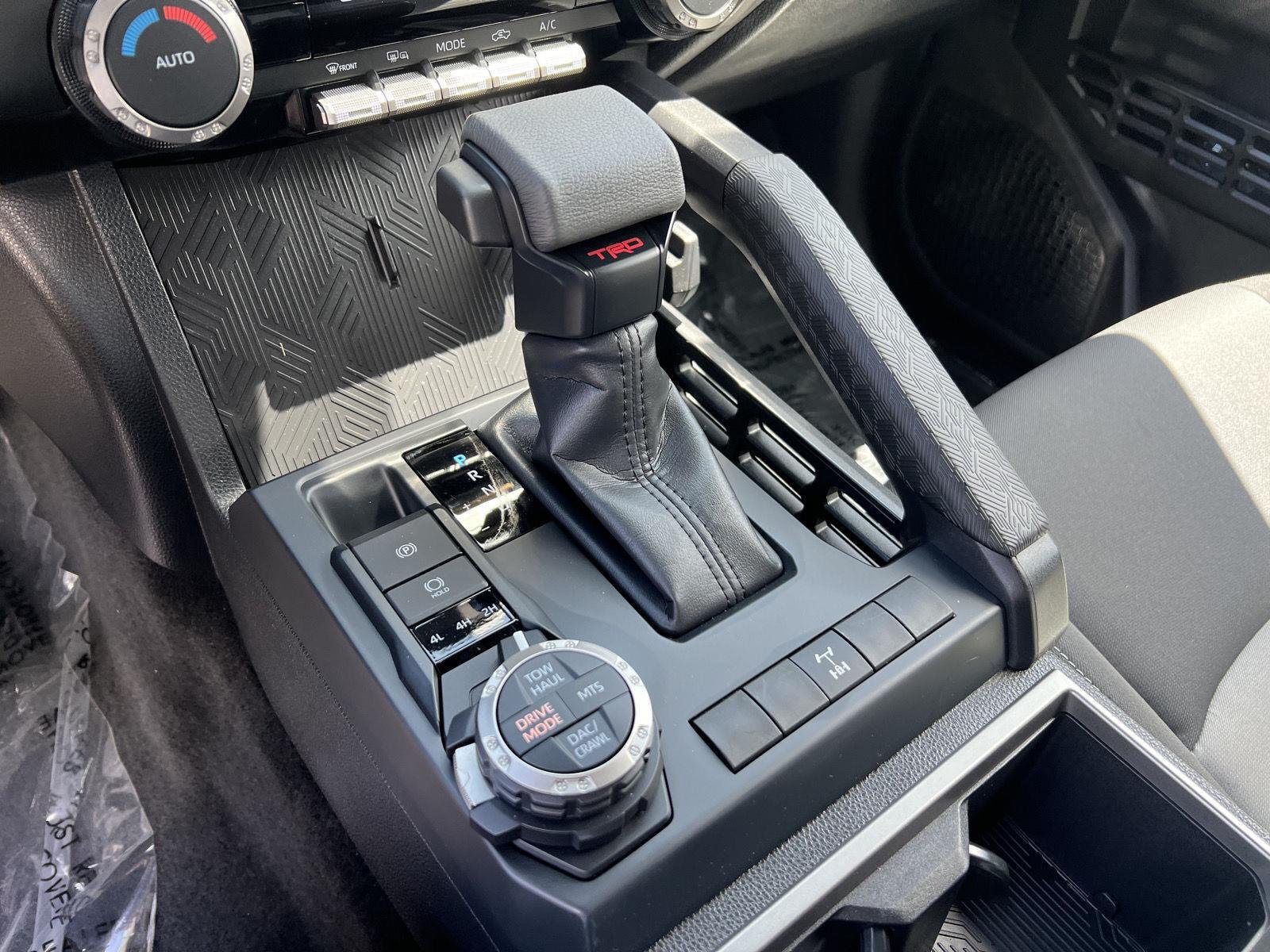 2025 Toyota Tacoma TRD Off Road - Photo 38