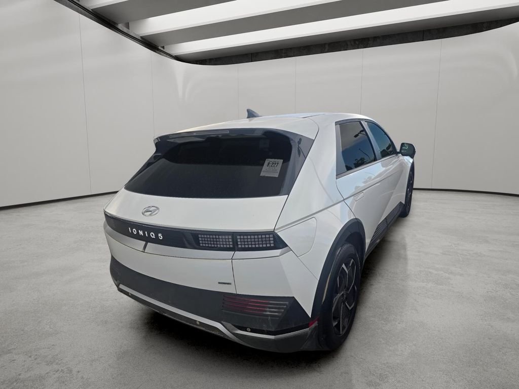 Used 2024 Atlas White Hyundai SEL image 10