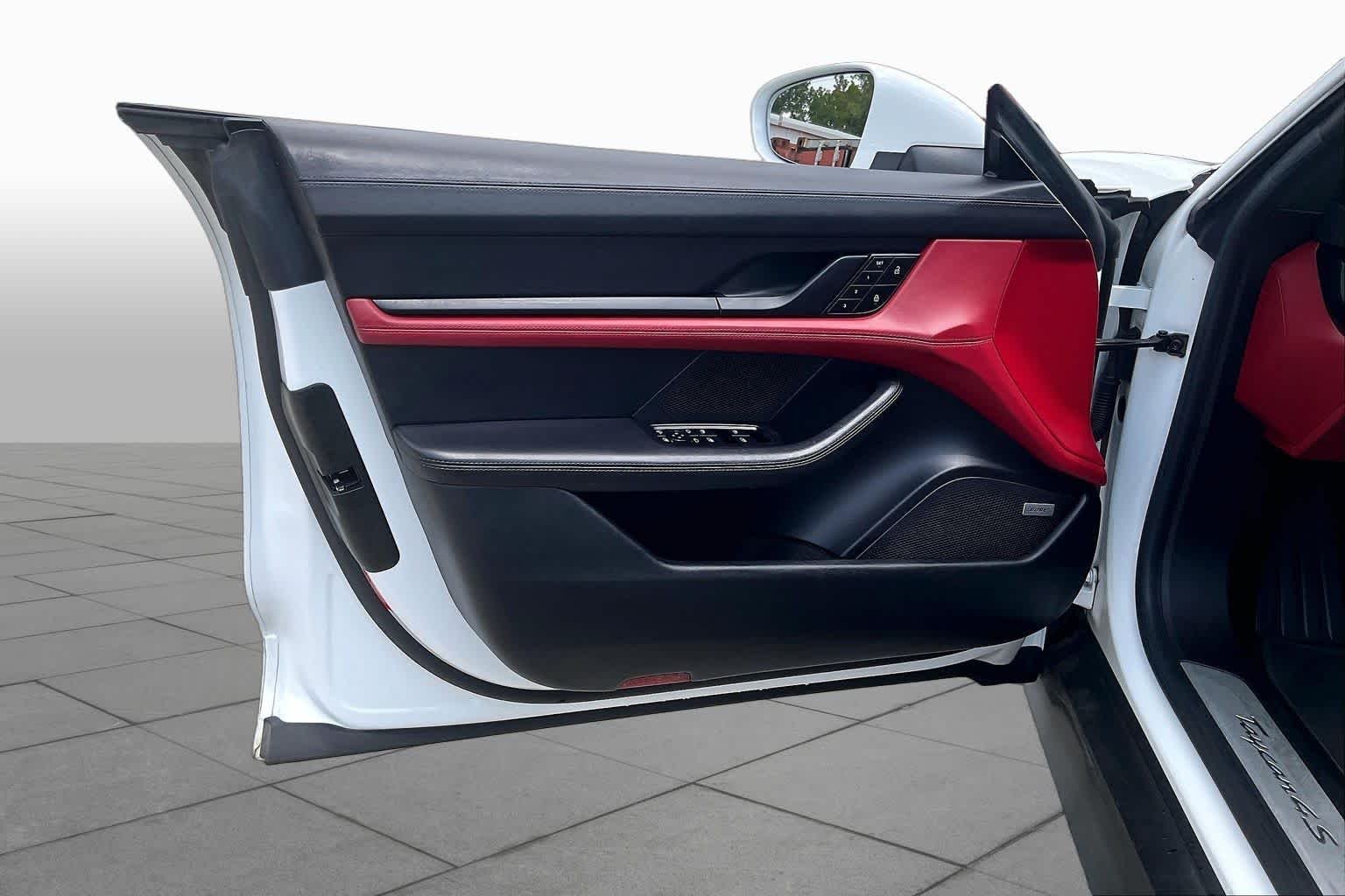 Used 2022 Black Porsche 4S image 19