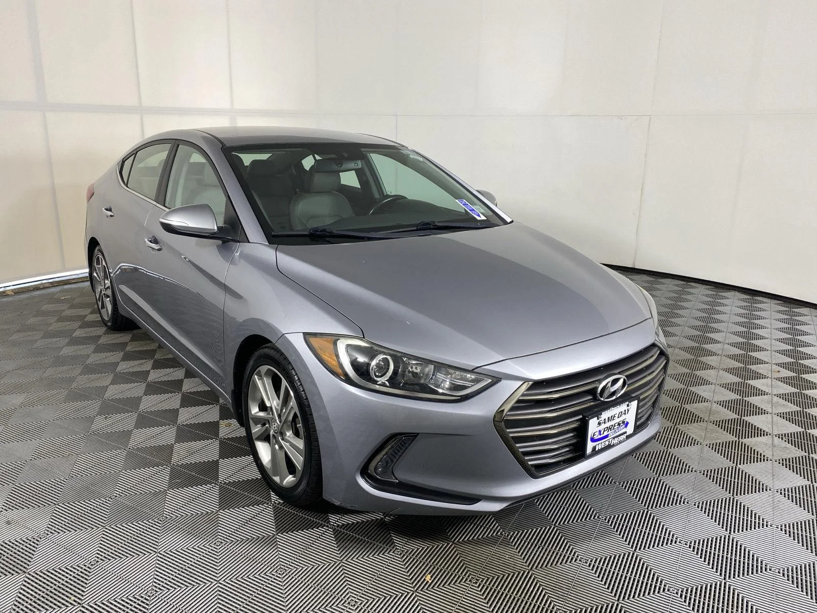Used 2017 Shale Gray Metallic Hyundai Limited image 10