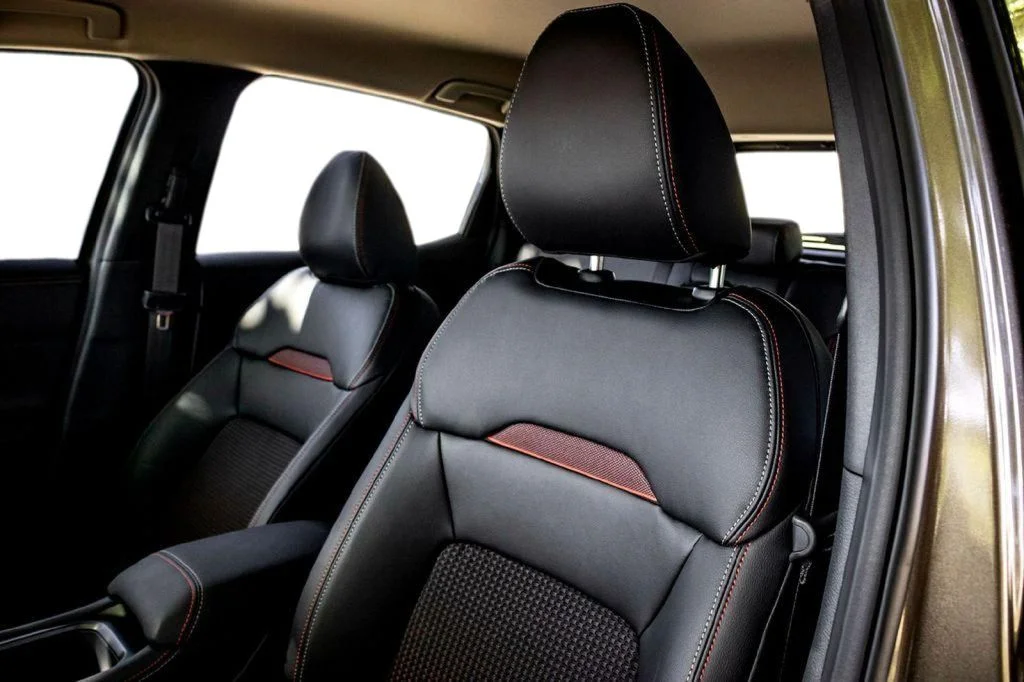 2025 Nissan Kicks SR AWD - Photo 9