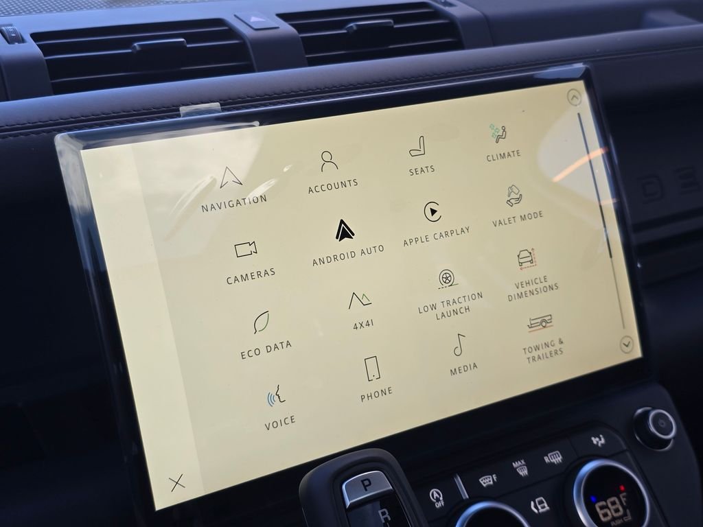 New 2026 Fuji White LAND ROVER X-Dynamic SE image 21