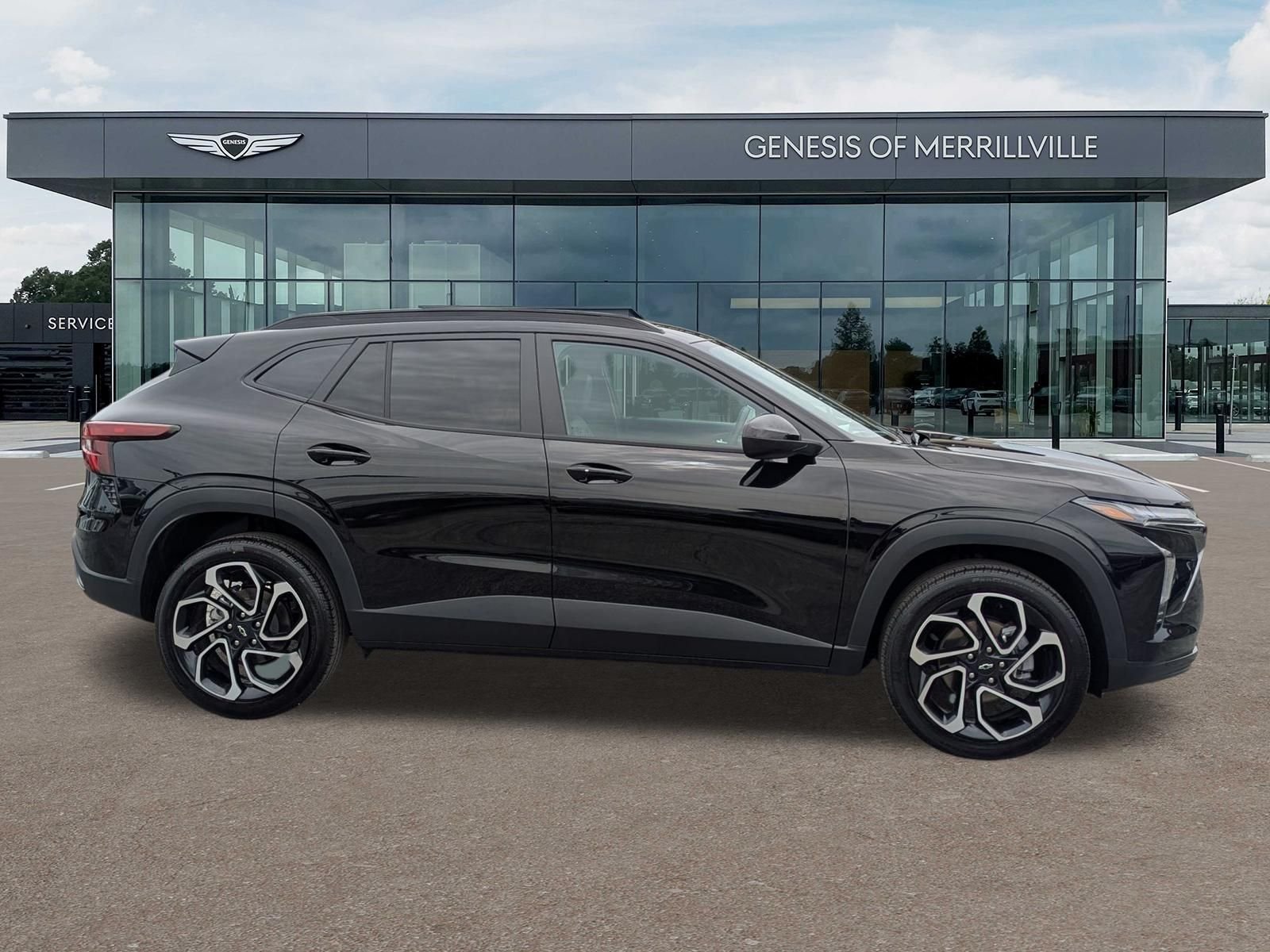 Used 2025 Black Chevrolet 2RS image 9