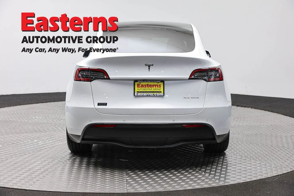 Used 2022 White Tesla Long Range image 6