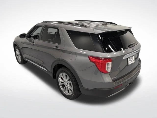 Used 2023 Gray Ford XLT image 6