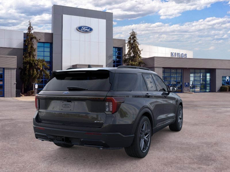 New 2026 Agate Black Metallic Ford ST-Line image 8