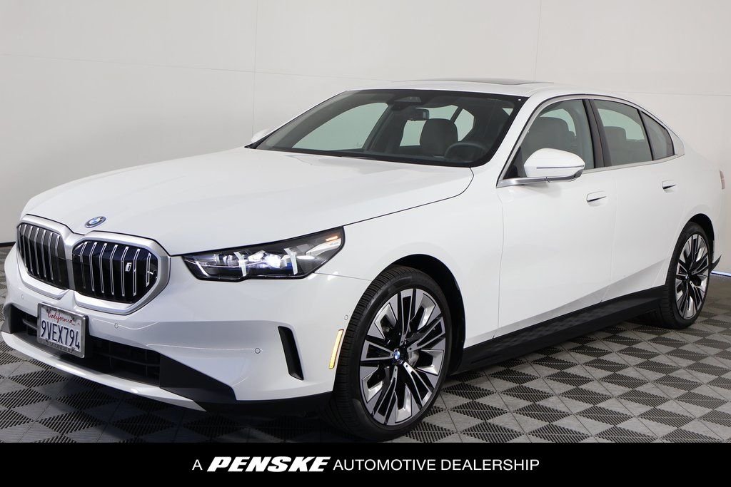 2026 BMW i5 eDrive40 Sedan's photo