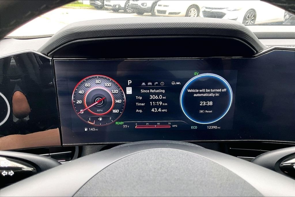 Certified Used 2025 Black Hyundai SEL Sport image 21
