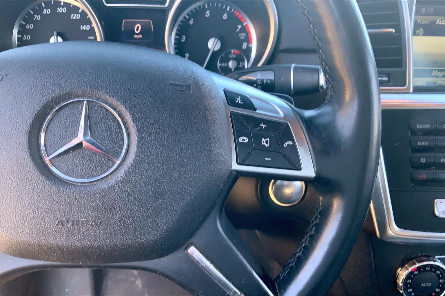 Used 2015 Polar White Mercedes-Benz ML 400 image 25