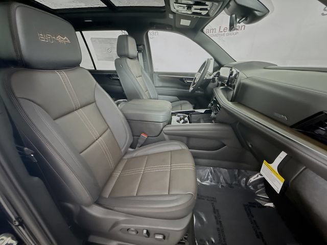 New 2026 Black Chevrolet High Country image 32