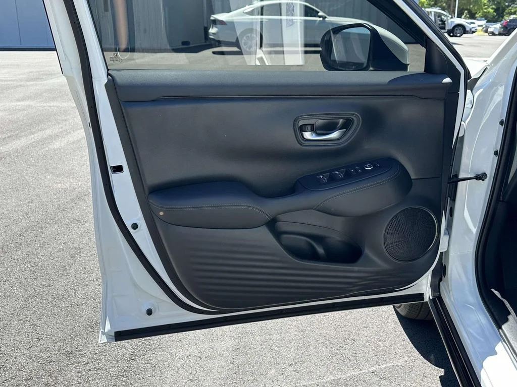 2026 Honda HR-V EX-L - Photo 6